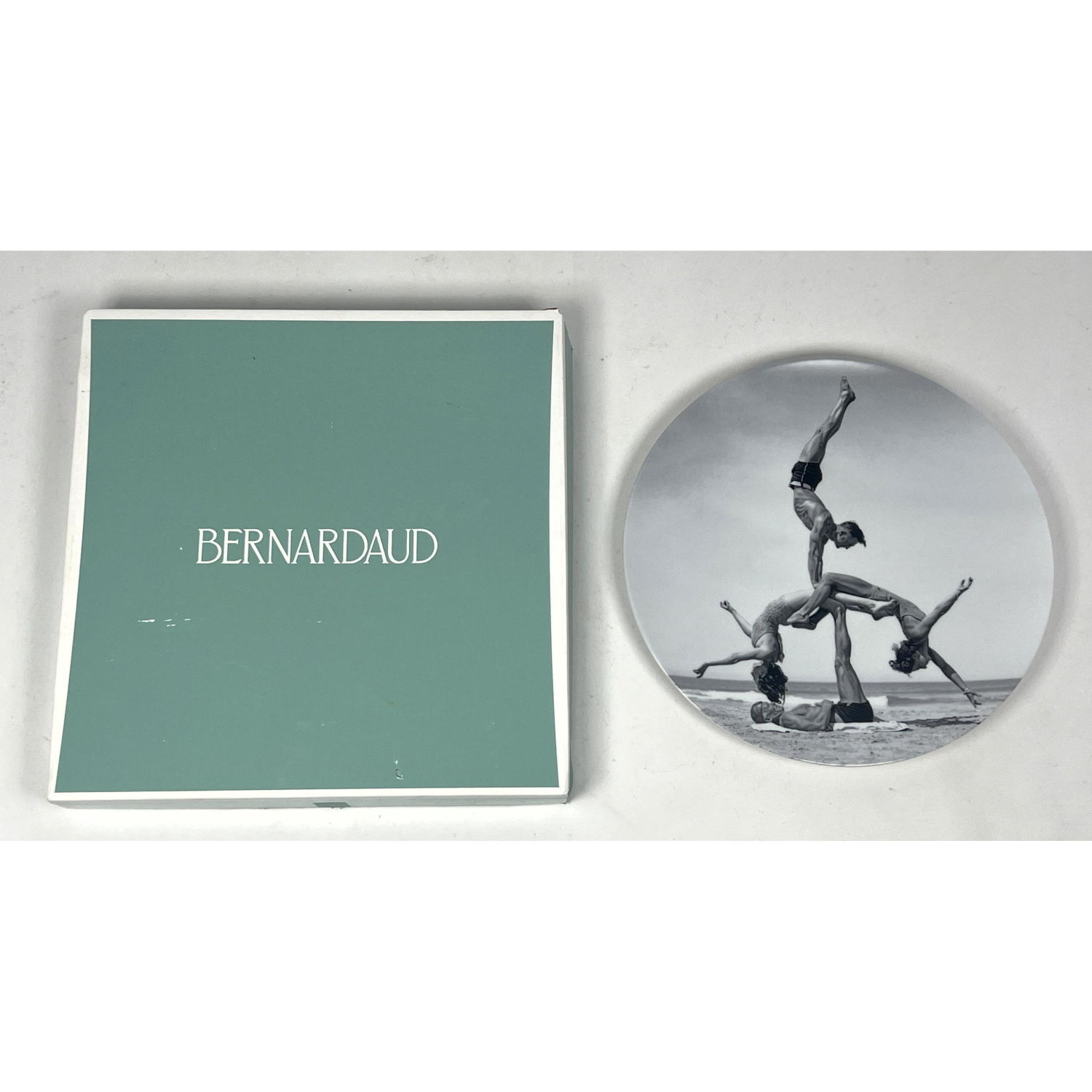 Jeff Koons Plate in Box. Bernardaud