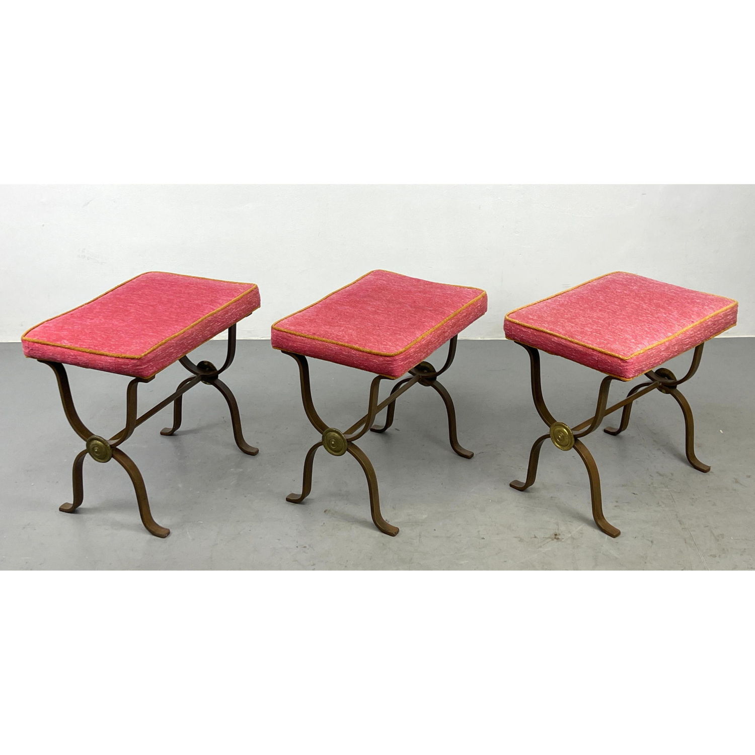 Set 3 Heavy Iron Base Stools Dimensions  2ff2e9