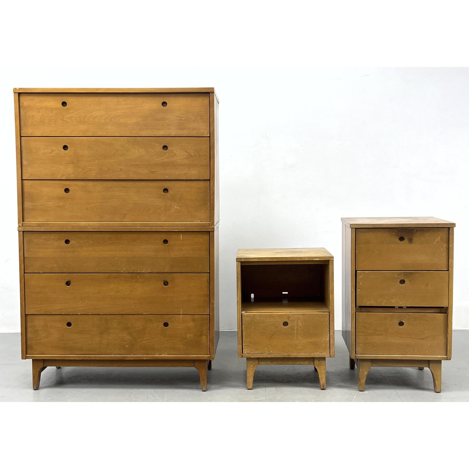 3pc FRENCH and HEALD Bedroom Furniture  2ff2f4