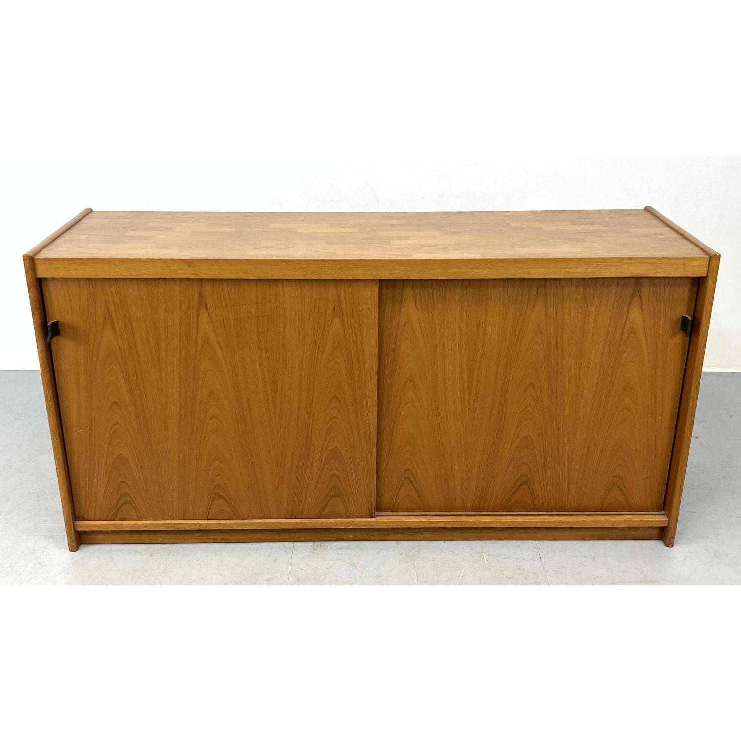 Vintage Danish modern teak credenza  2ff30c