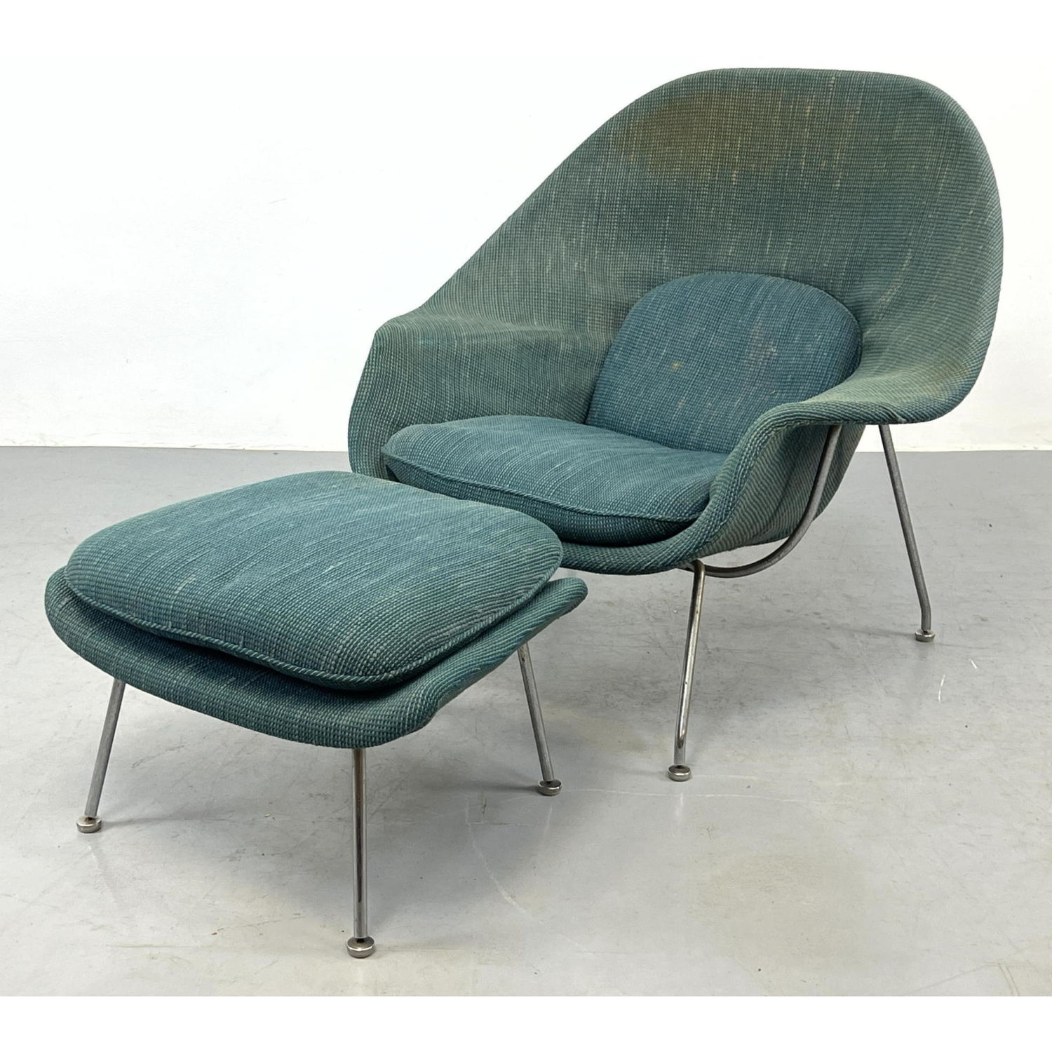 Saarinen for Knoll Womb Chair and