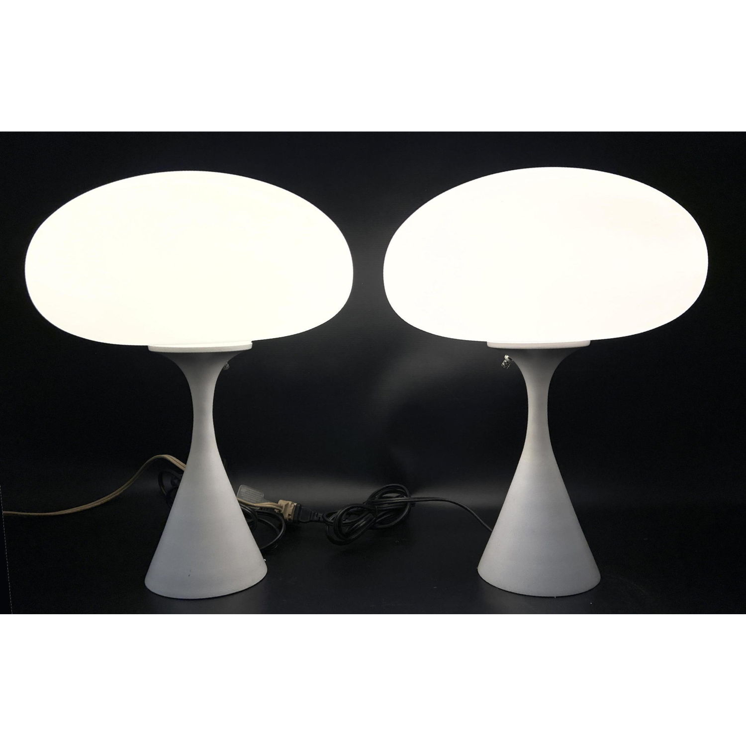 Pr Contemporary Stemlite Mushroom Lamps.