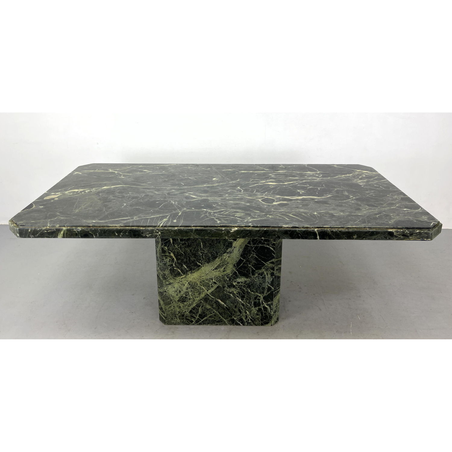 Modernist Black Green Marble Pedestal 2ff3e1