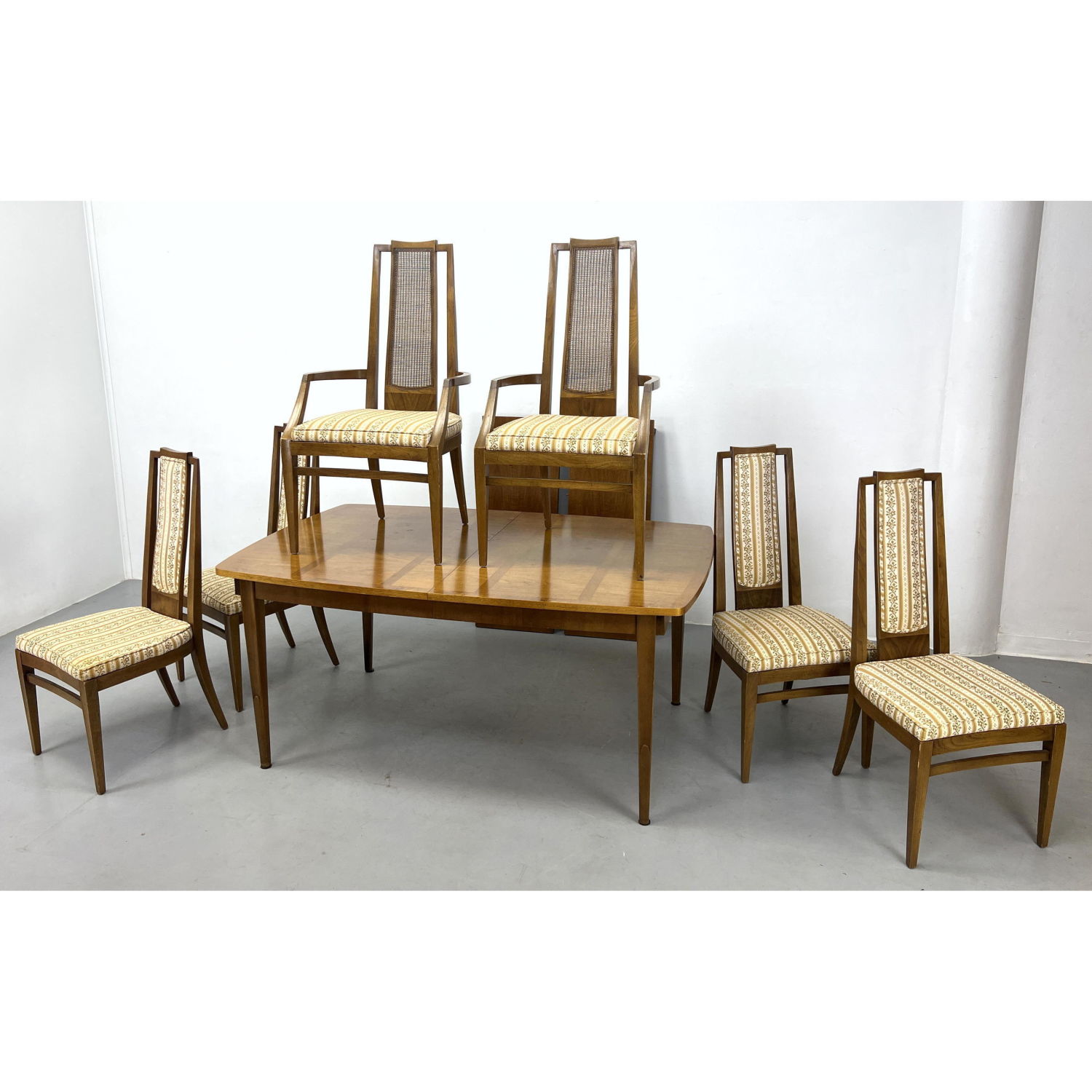 7pc Modernist Dining Table, 6 Chairs.