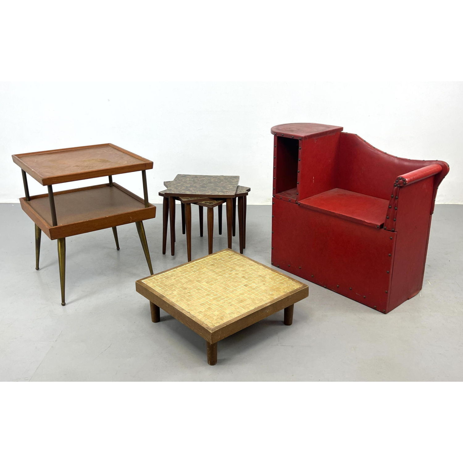 Mixed Modernist Furniture Lot.