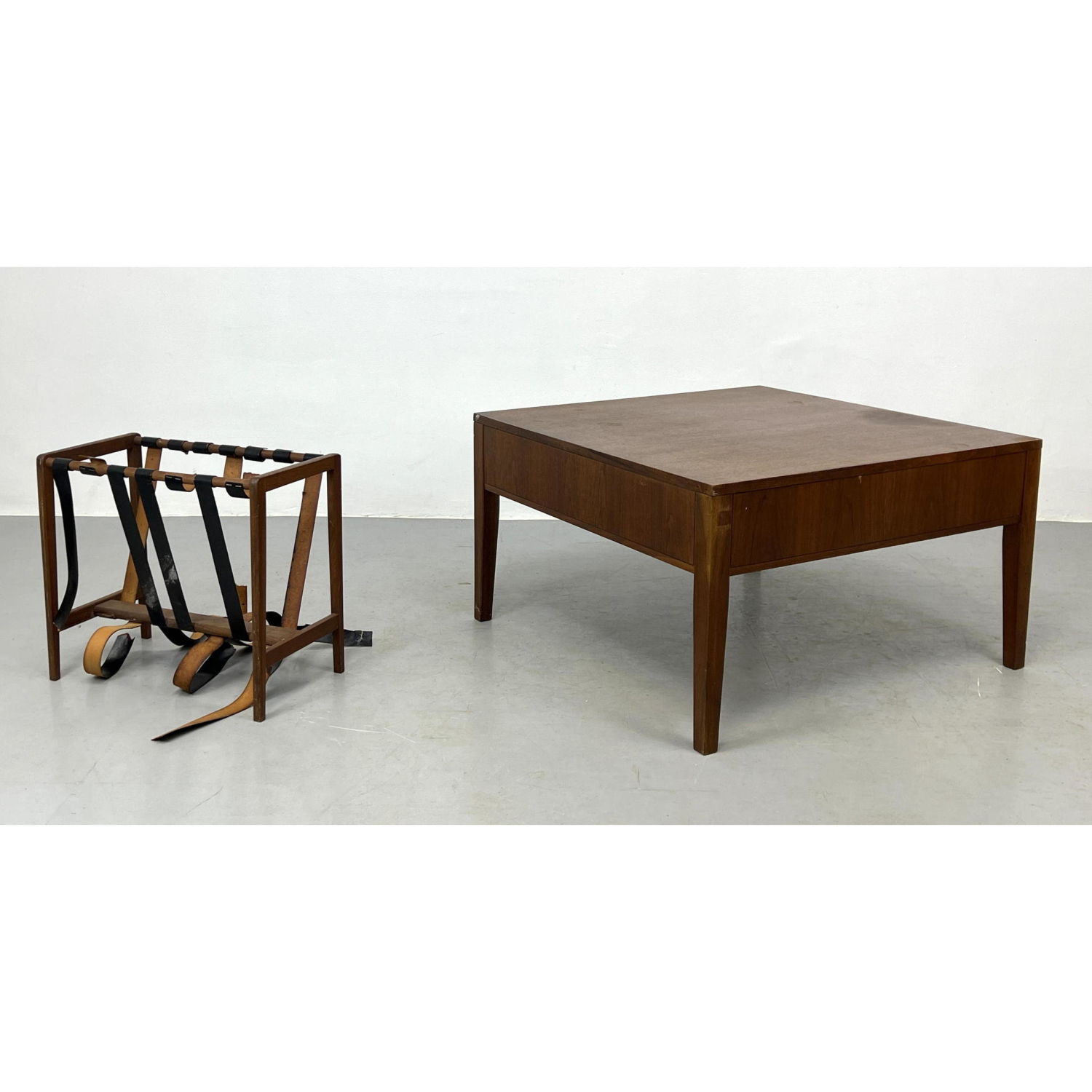 2pc American Modern Design Lot. JENS