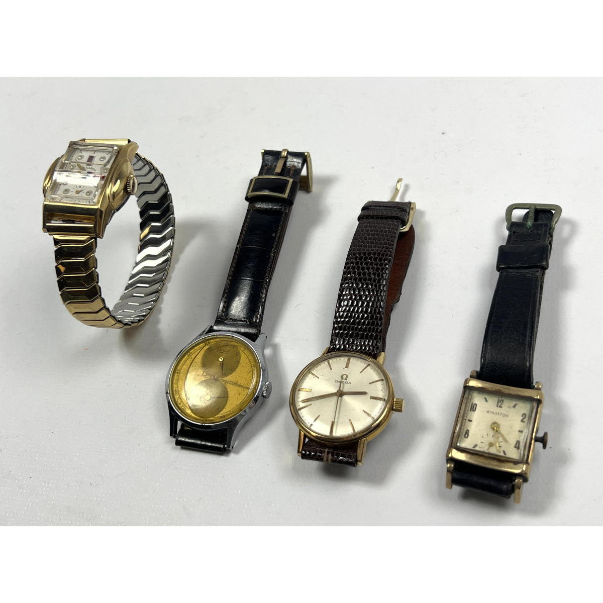 Lot 4 Vintage watches, Timepieces.