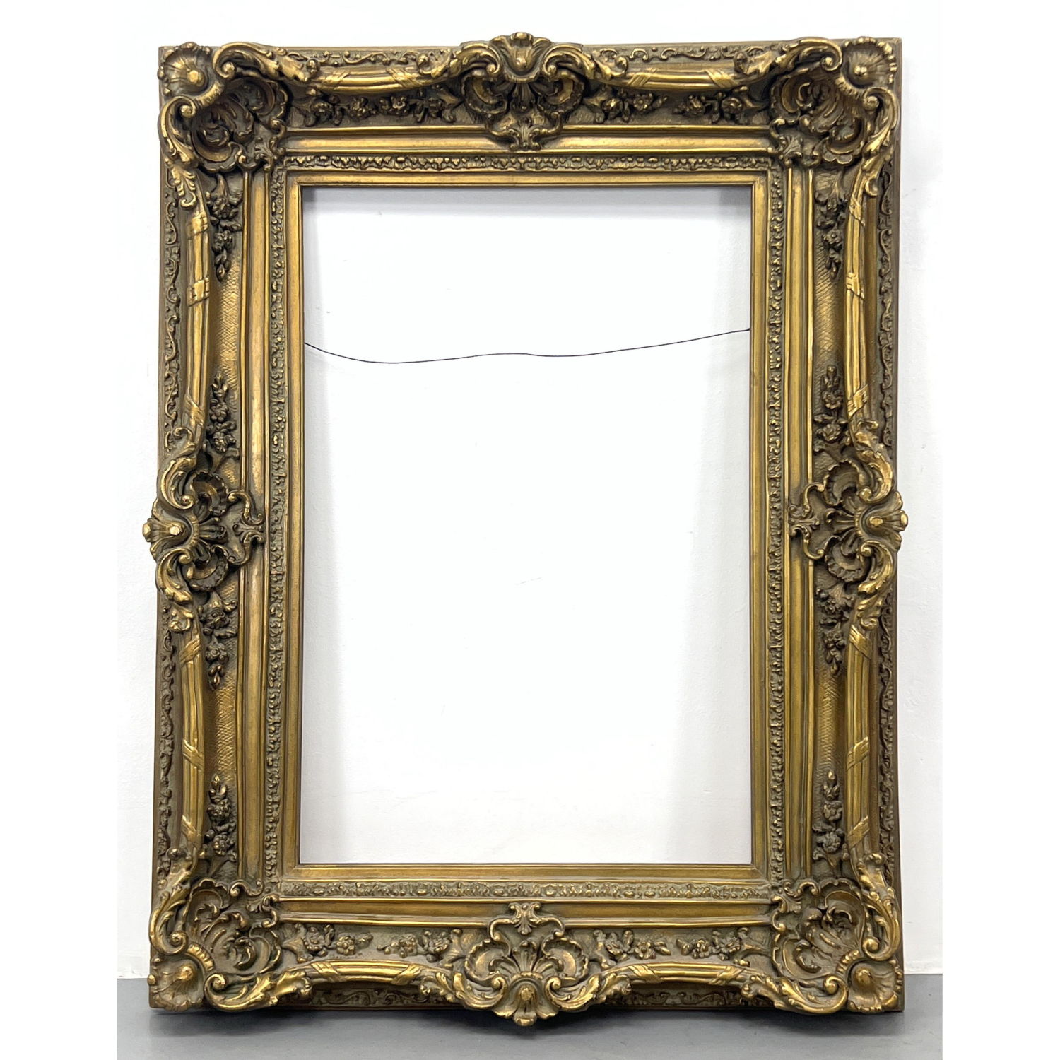 Ornate Gilt Wood Painting Frame.