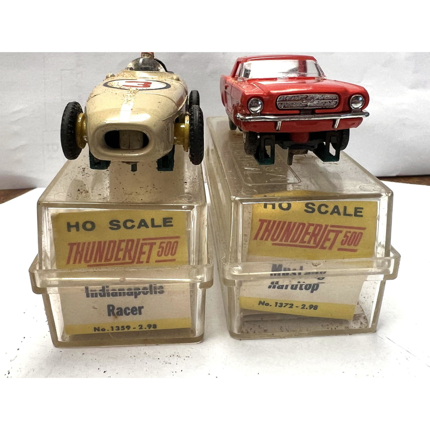 2 slot cars 1359 Indianapolis racer.
