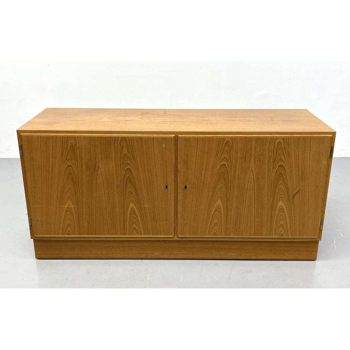 Poul Hundevad Danish Mid Century 2ff7ab