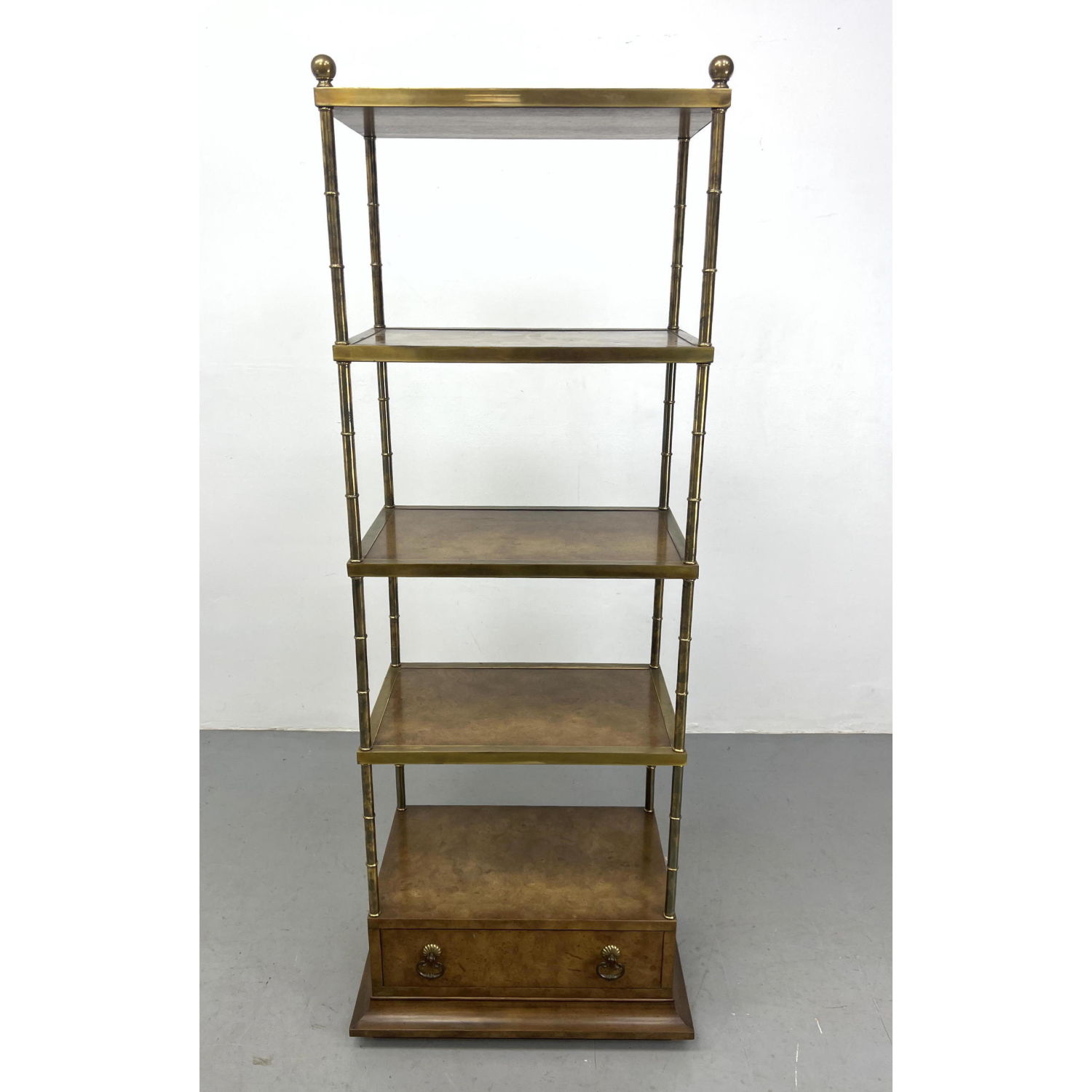 Decorator Regency style Etagere 2ff7de