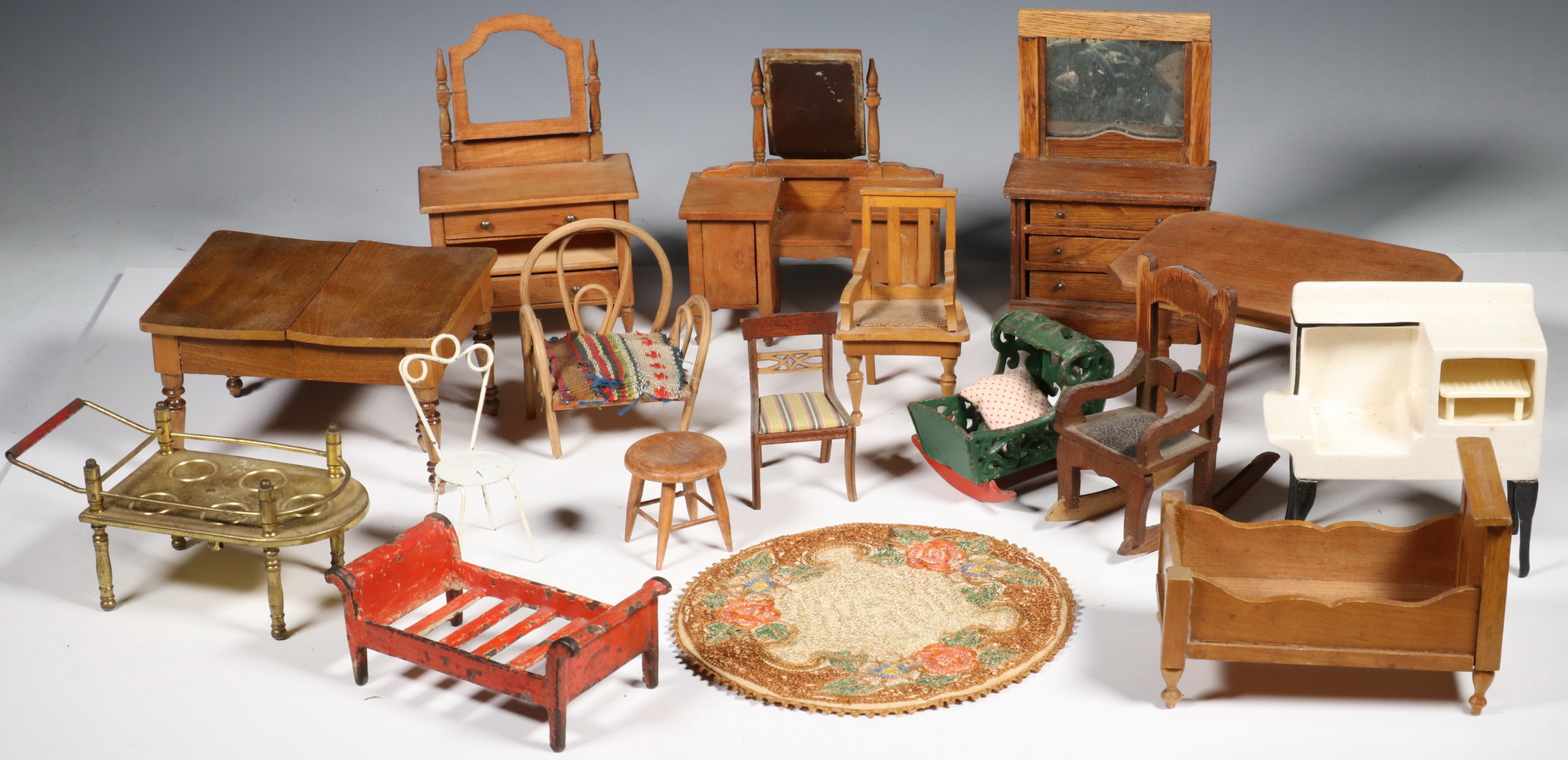 (46 PCS) DOLLHOUSE FURNISHINGS Collection