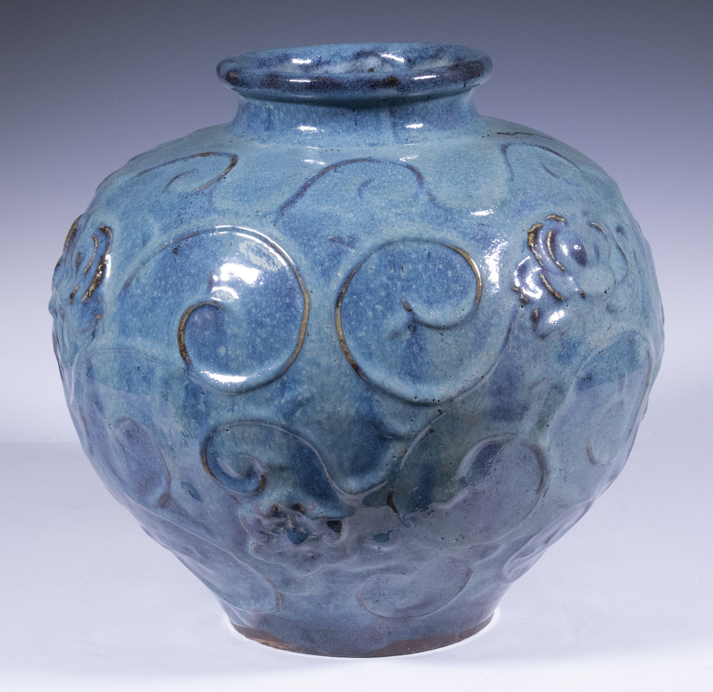 GLAZED ART POTTERY JAR WITH SWIRLED 302058