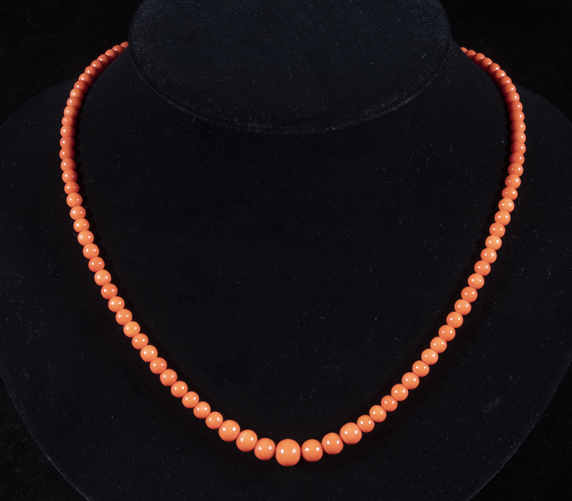 CORAL BEAD NECKLACE Single Strand 3020f4