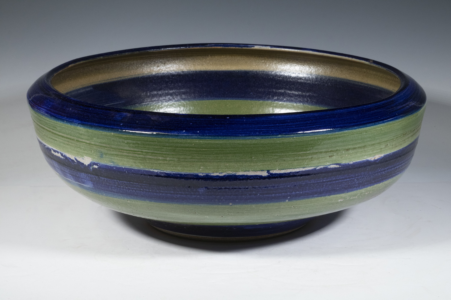 ART POTTERY BOWL BY DONALD SUTHERLAND