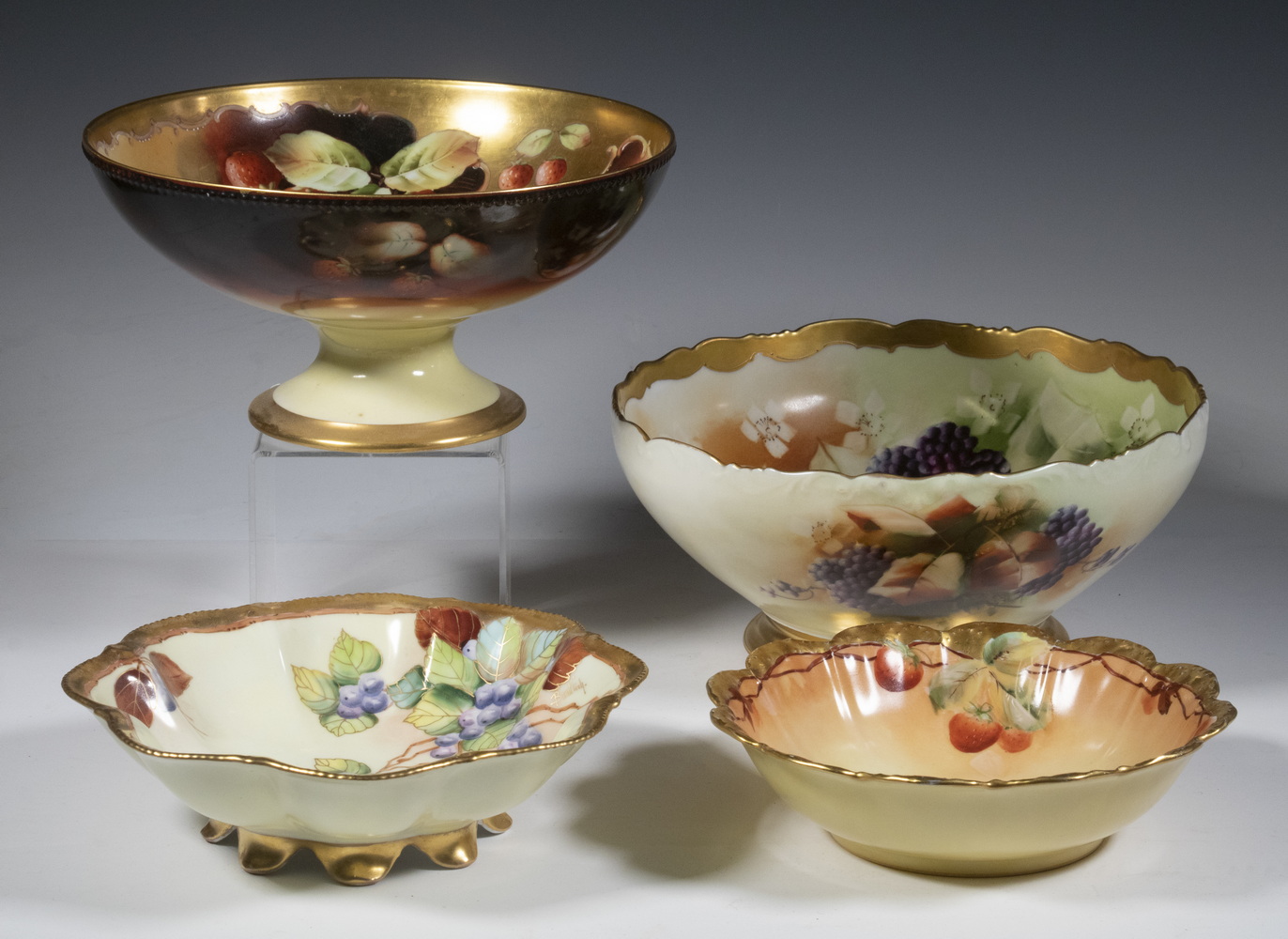 LIMOGES PICKARD HAND PAINTED  3021bc