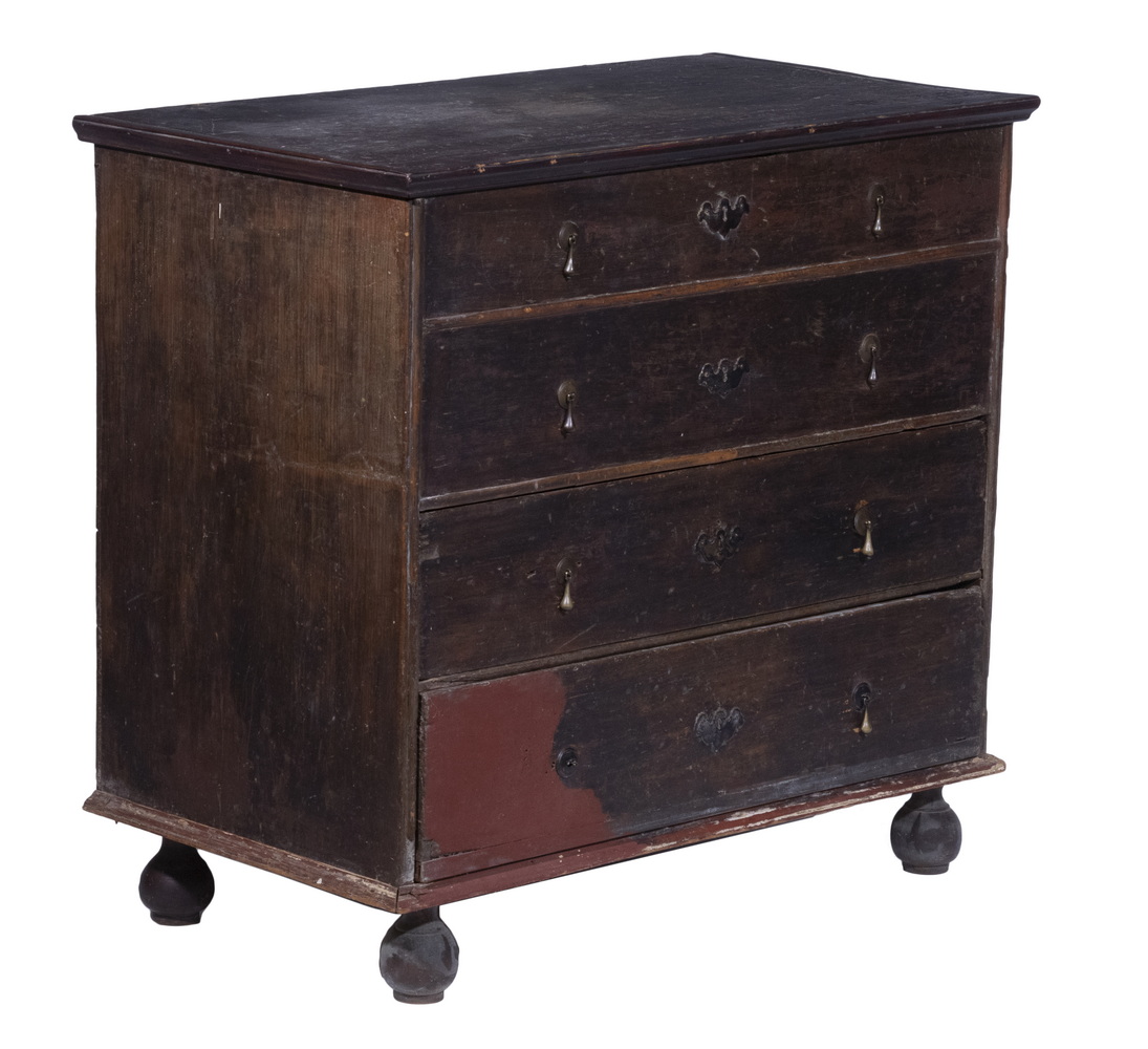 WILLIAM MARY BLANKET CHEST Early 302209