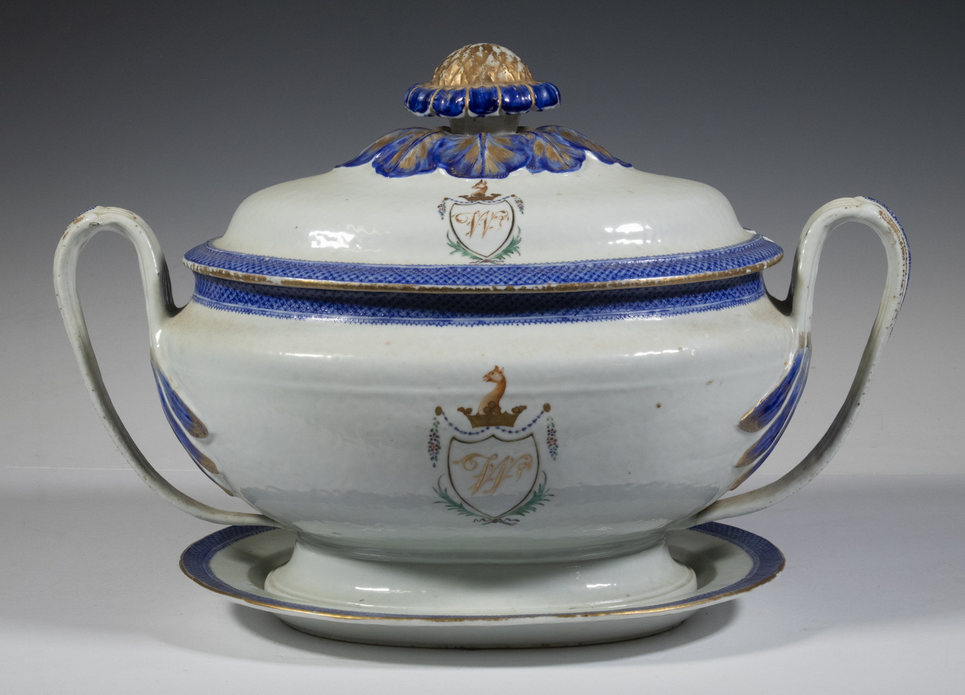 CHINESE EXPORT ARMORIAL TUREEN,