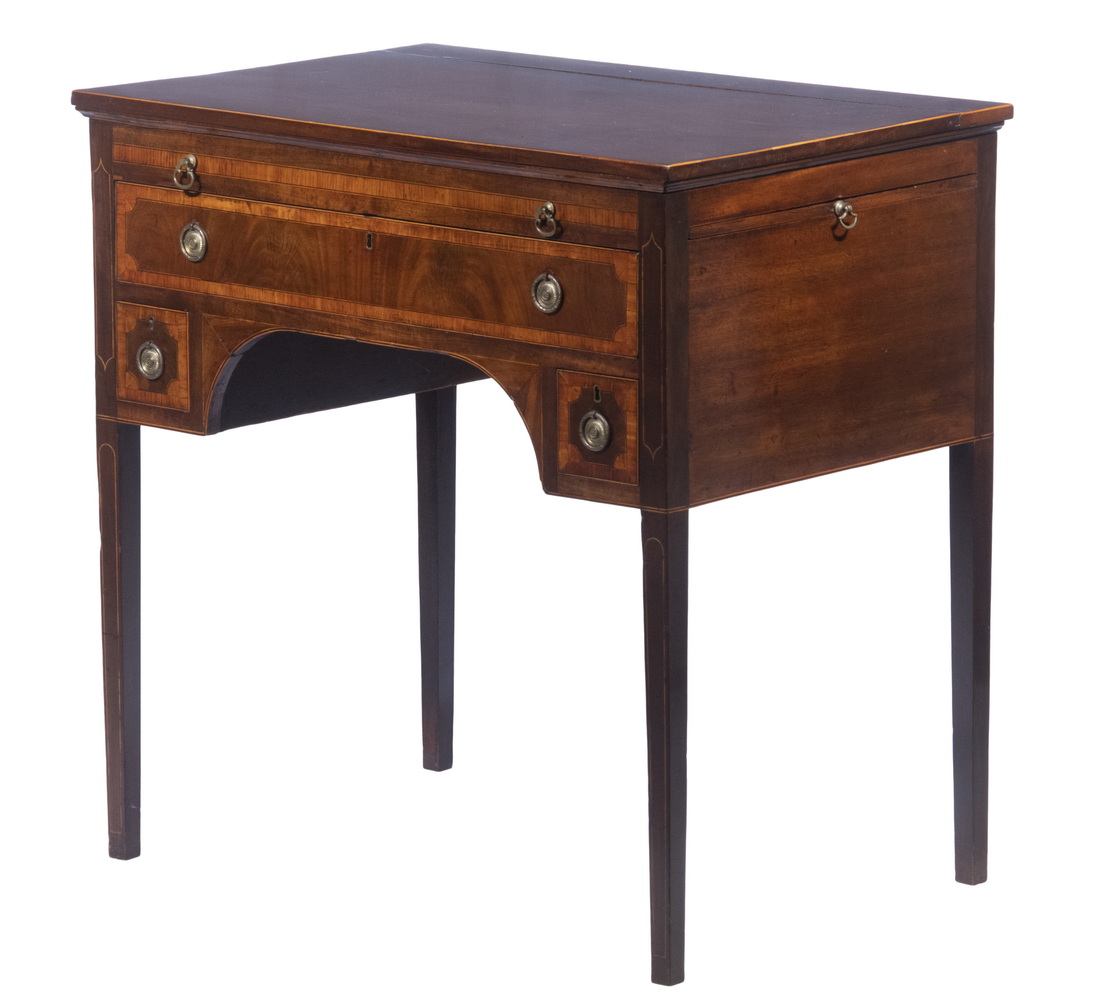 HEPPLEWHITE MAHOGANY DESK American