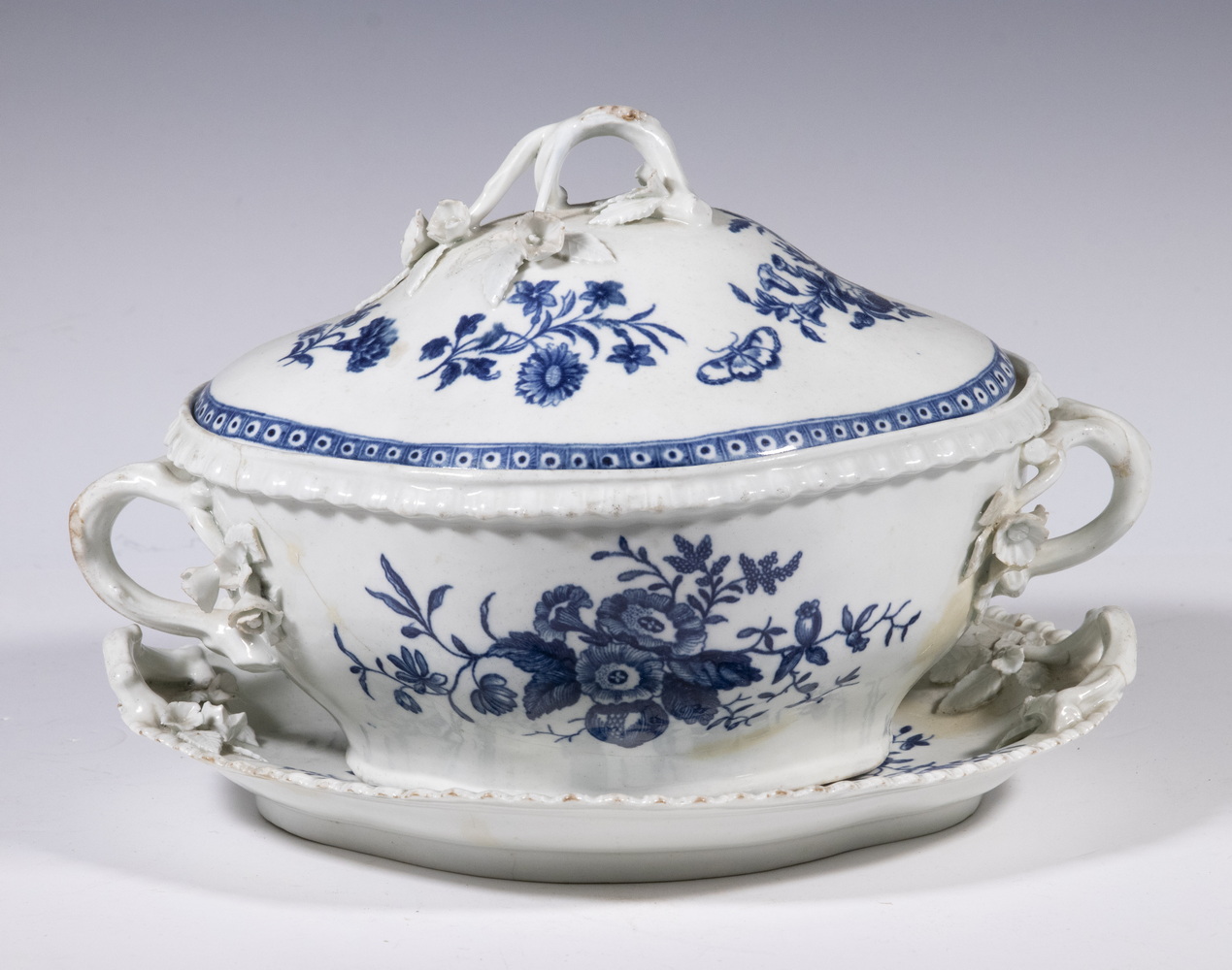DR WALL PERIOD WORCESTER TUREEN 3022e1