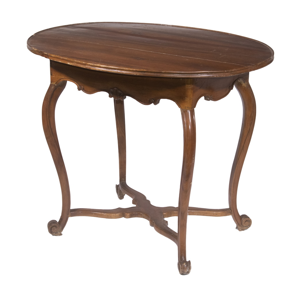 FRENCH PROVINCIAL TABLE Vintage 30231b