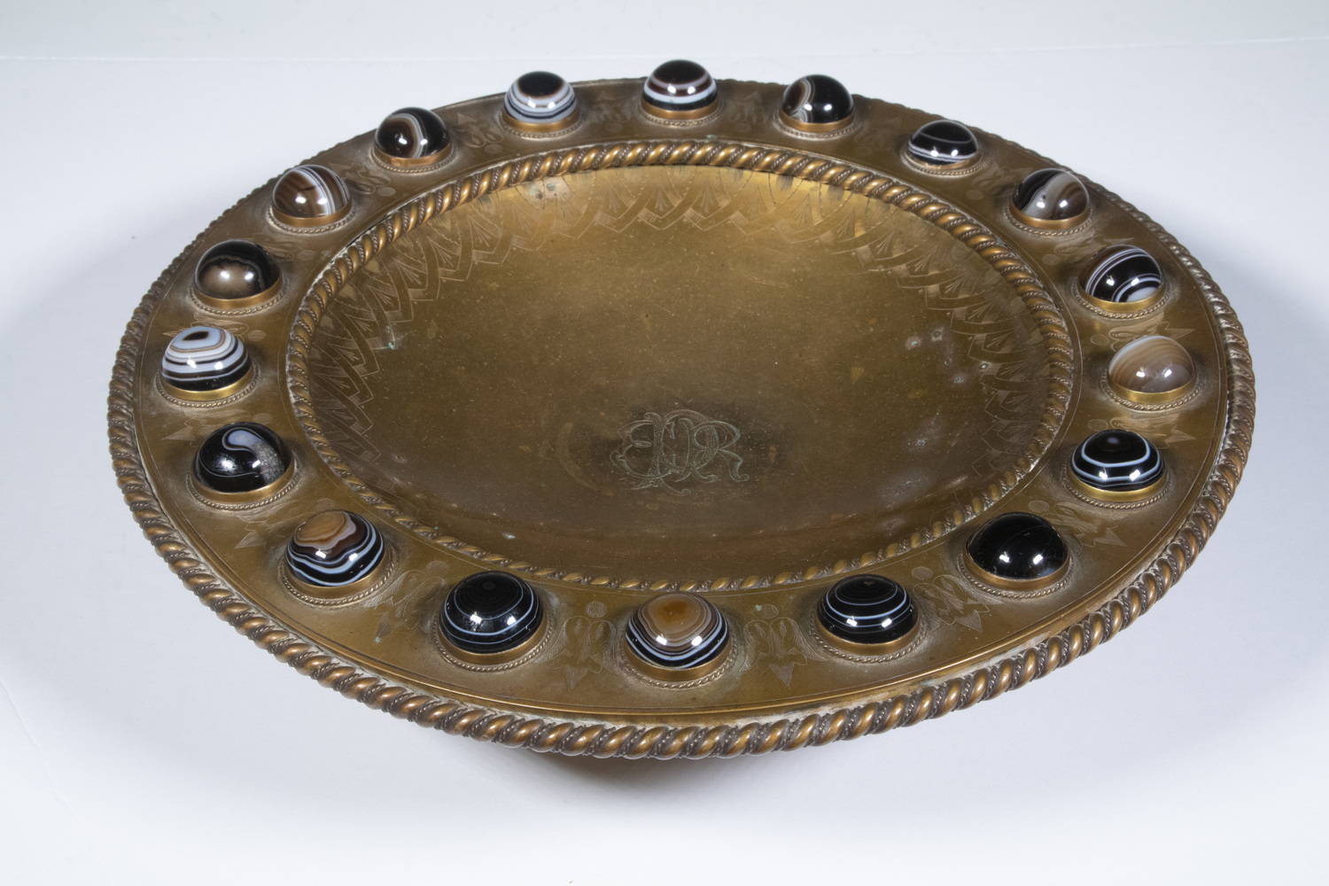 BRONZE CENTER BOWL SET WITH AGATE 30245a