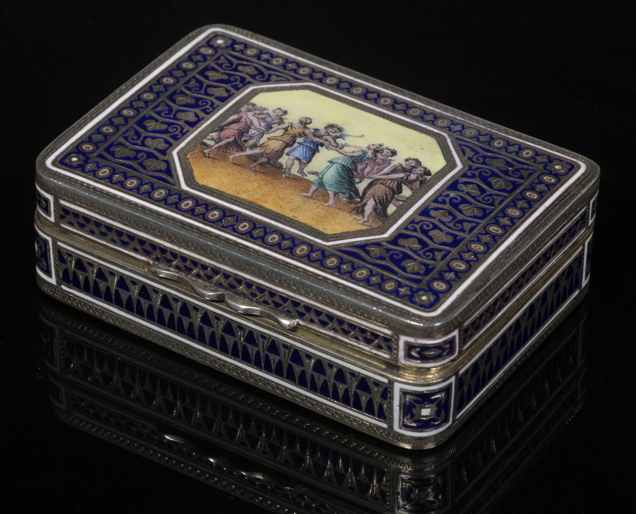 CONTINENTAL SILVER AND ENAMEL SNUFF