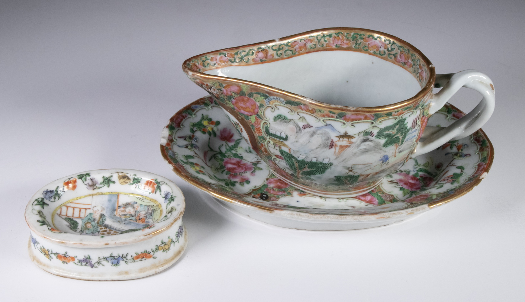 CHINESE EXPORT PORCELAIN SERVING