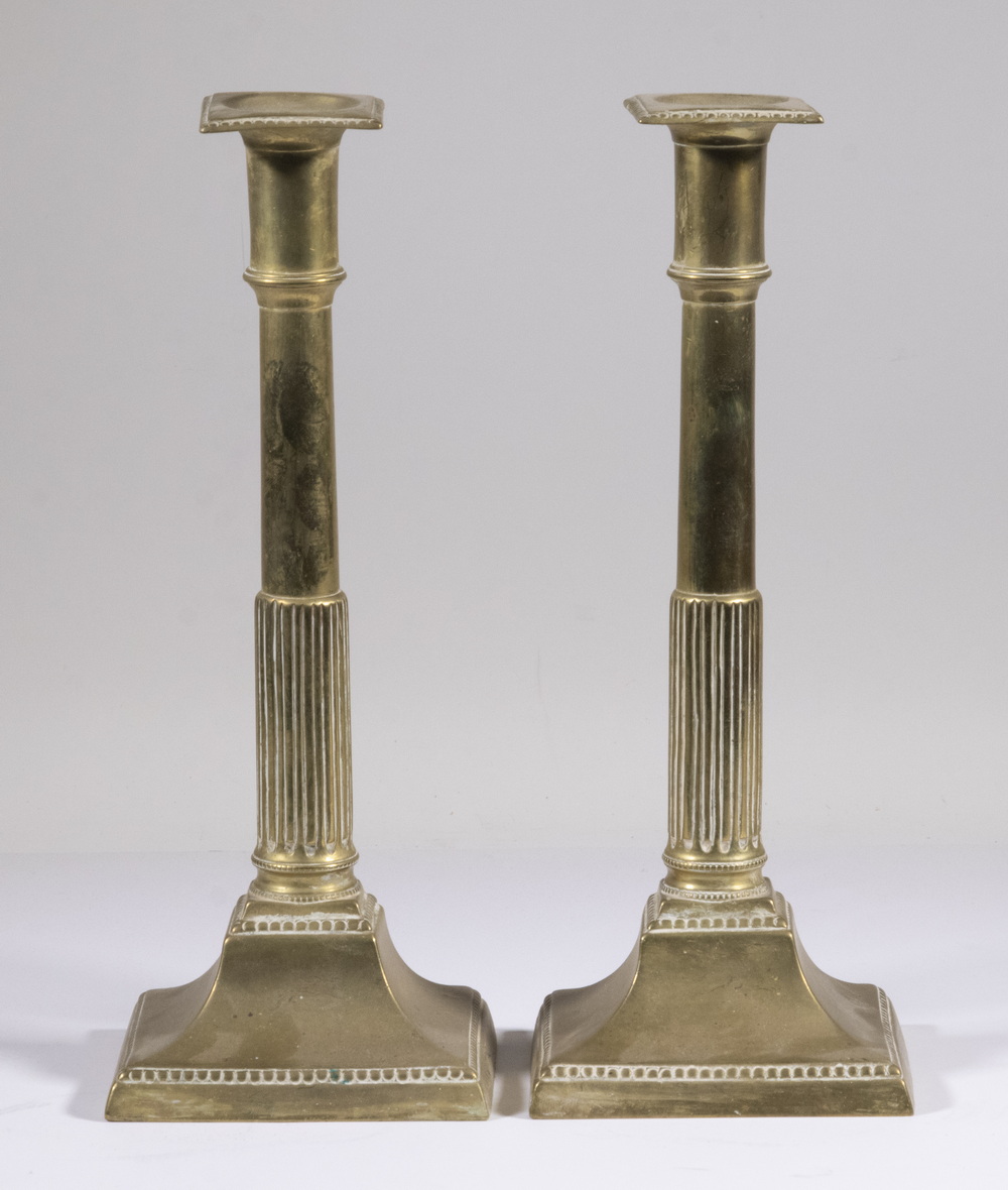 PR BRASS COLUMN FORM CANDLESTICKS 3025be