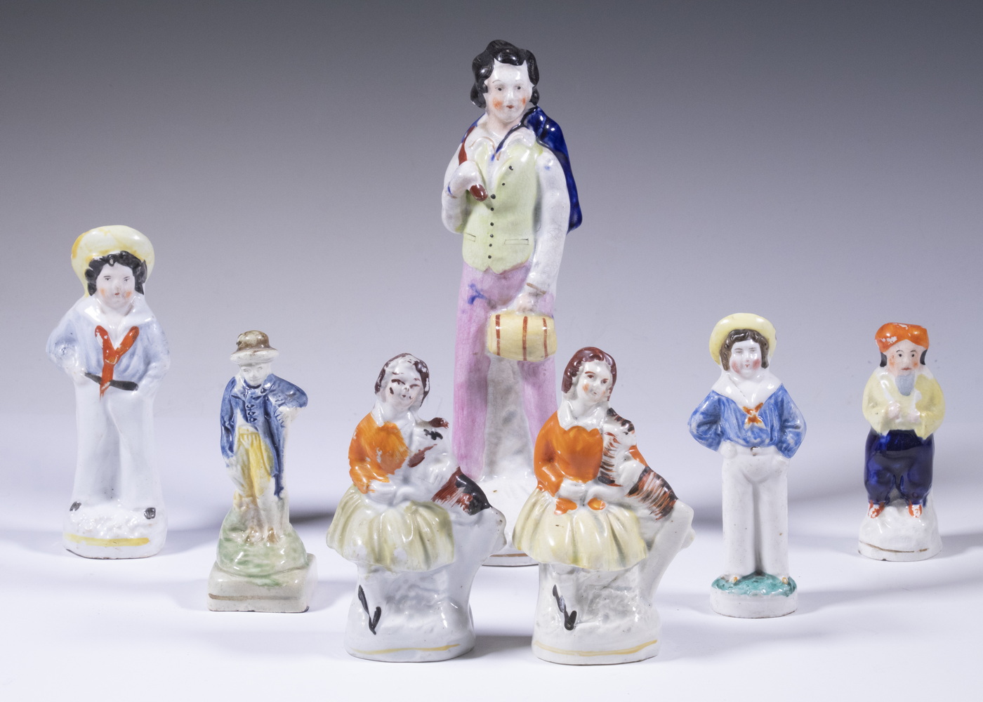 STAFFORDSHIRE FIGURINES Lot of 3025e1