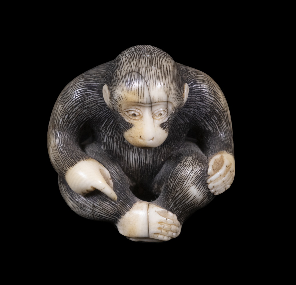 19TH C. IVORY NETSUKE Seated Chimpanzee