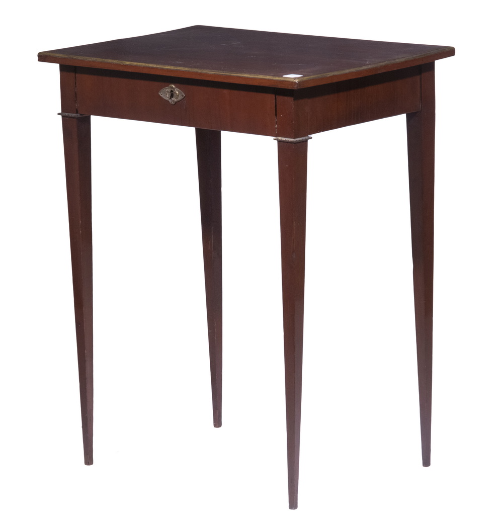 FRENCH WRITING TABLE Petite Louis 3026be