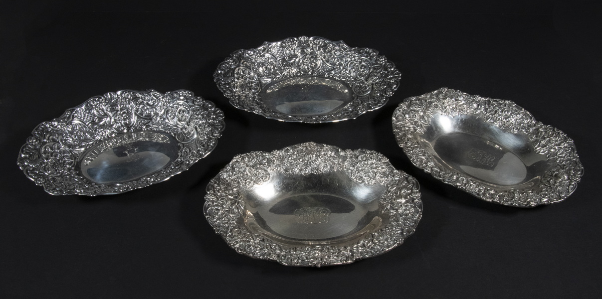  4 STERLING SILVER BOWLS Group 3026b8