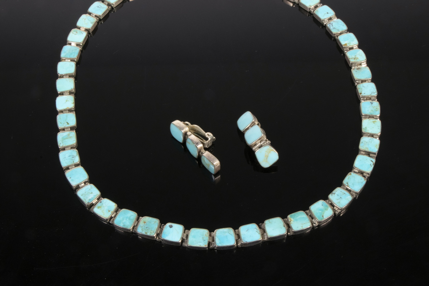 STERLING SILVER & TURQUOISE JEWELRY