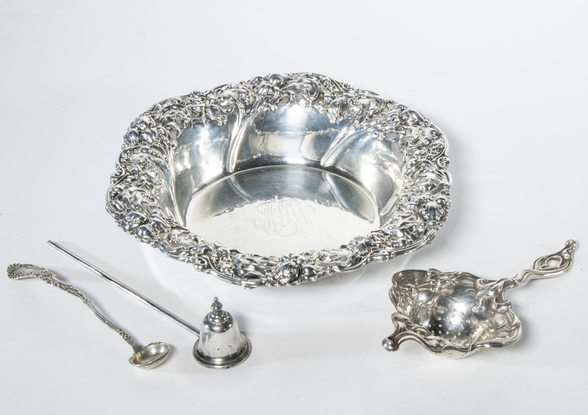 (4) SILVER TABLE ACCESSORIES Group