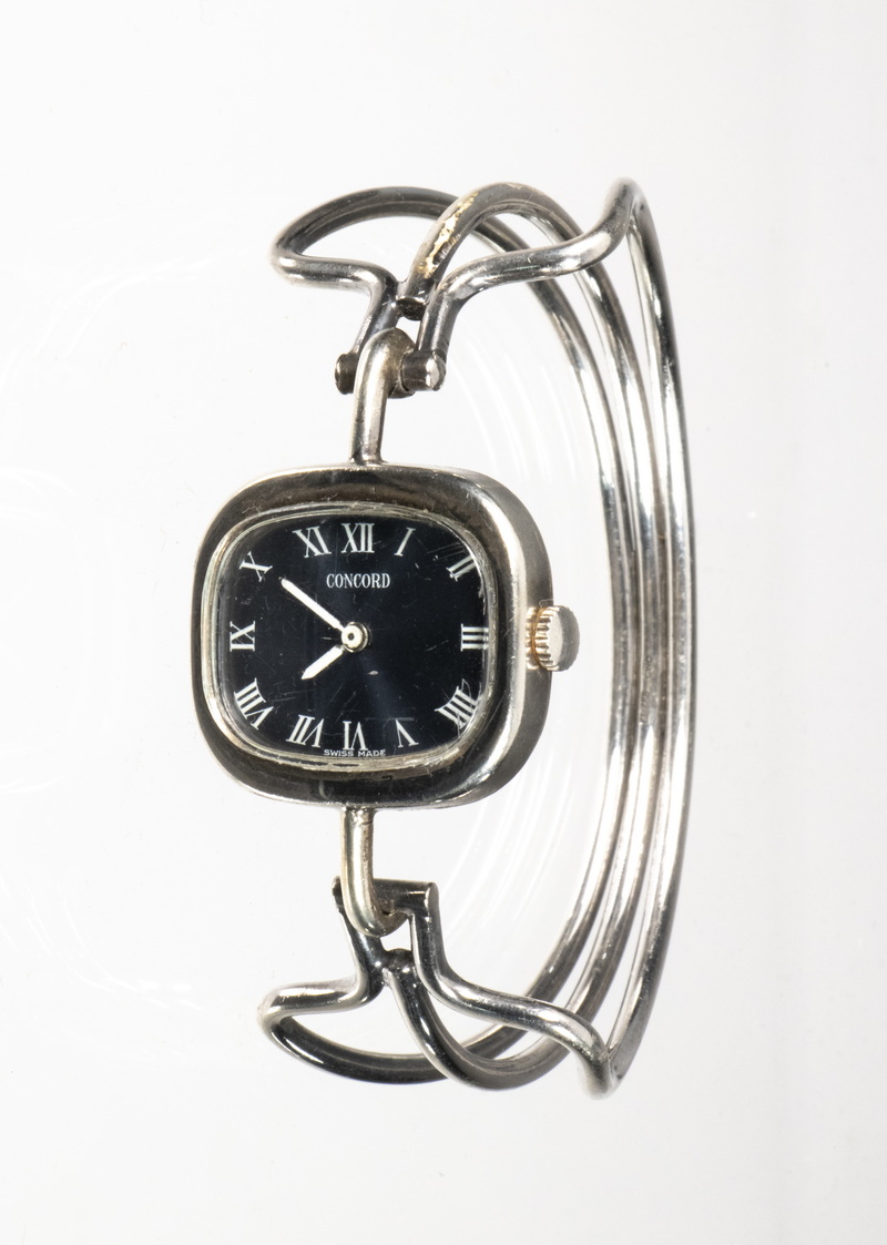 LADIES 800 SILVER CONCORD BANGLE