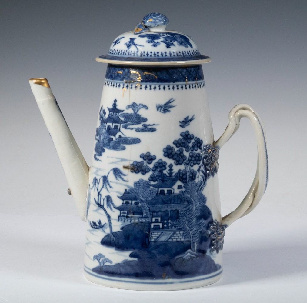 CHINESE EXPORT CANTON COFFEE POT 19th
