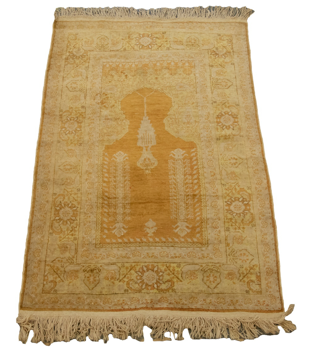 TURKISH PRAYER RUG (2'8"X4'2")