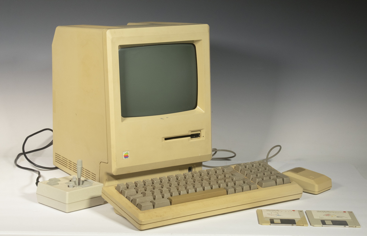 1984 APPLE MACINTOSH 128K Functioning 30297a