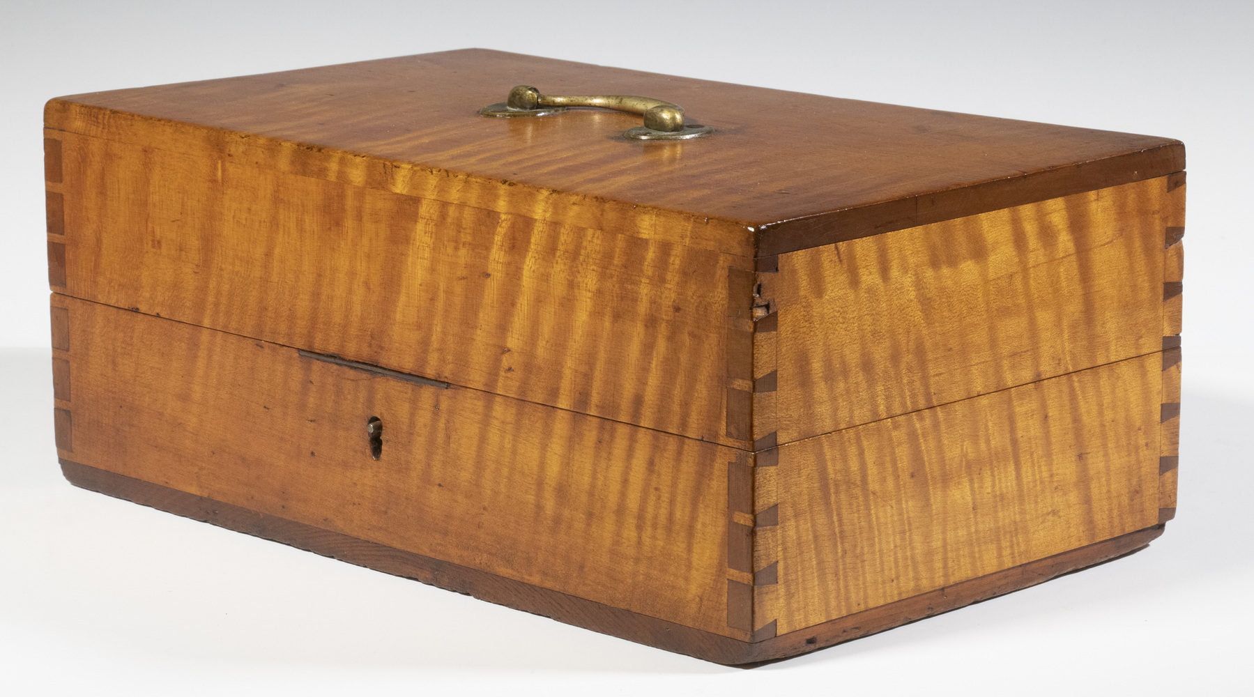 TIGER MAPLE BOX 19th c Rectangular 302a03