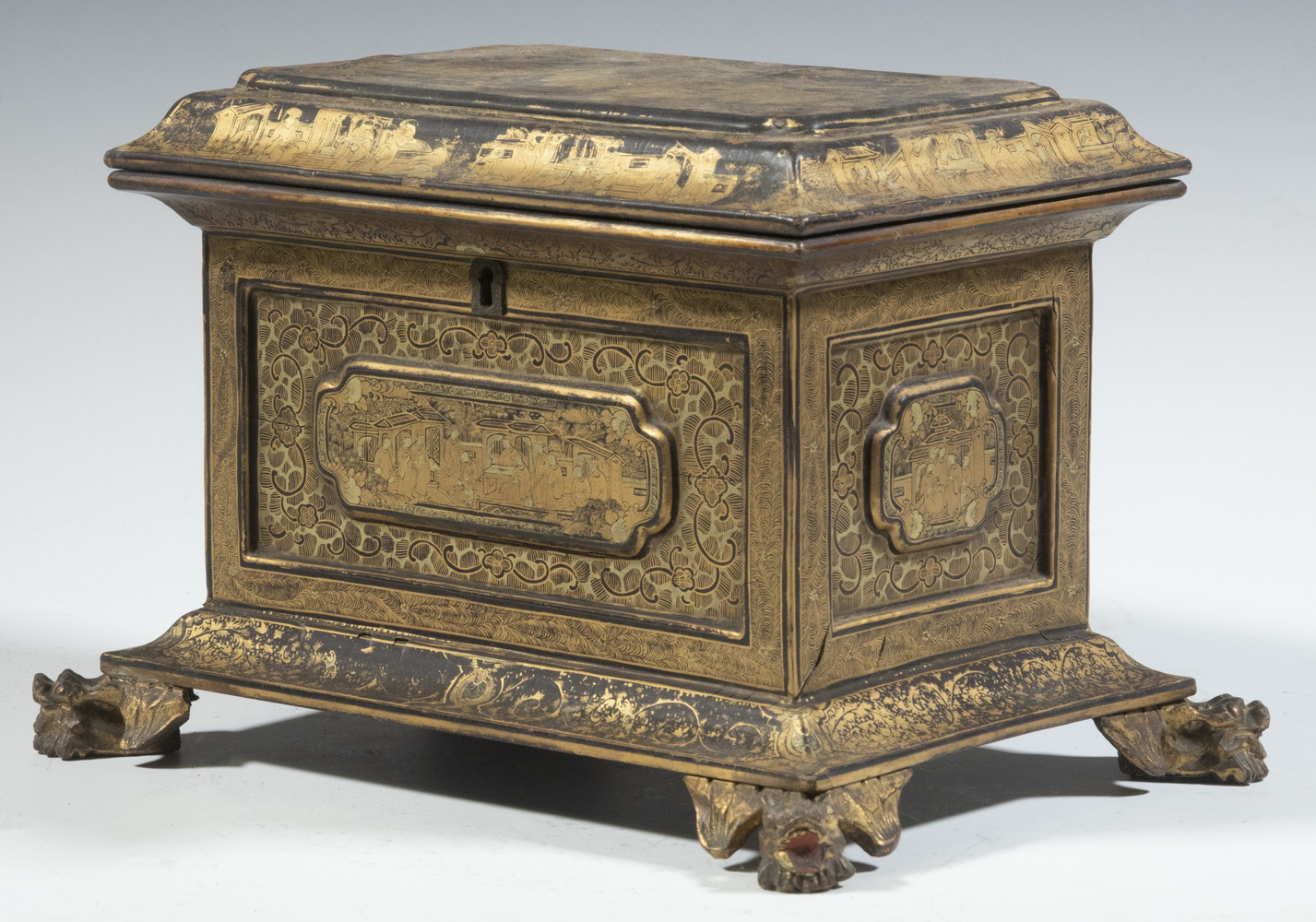 CHINESE GILT LACQUER TEA CADDY 302a53