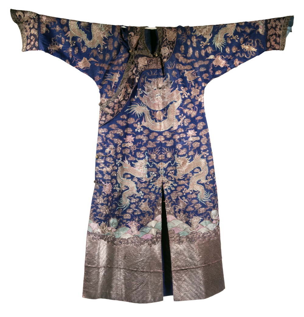CHINESE EMBROIDERED SILK ROBE Full 302ade