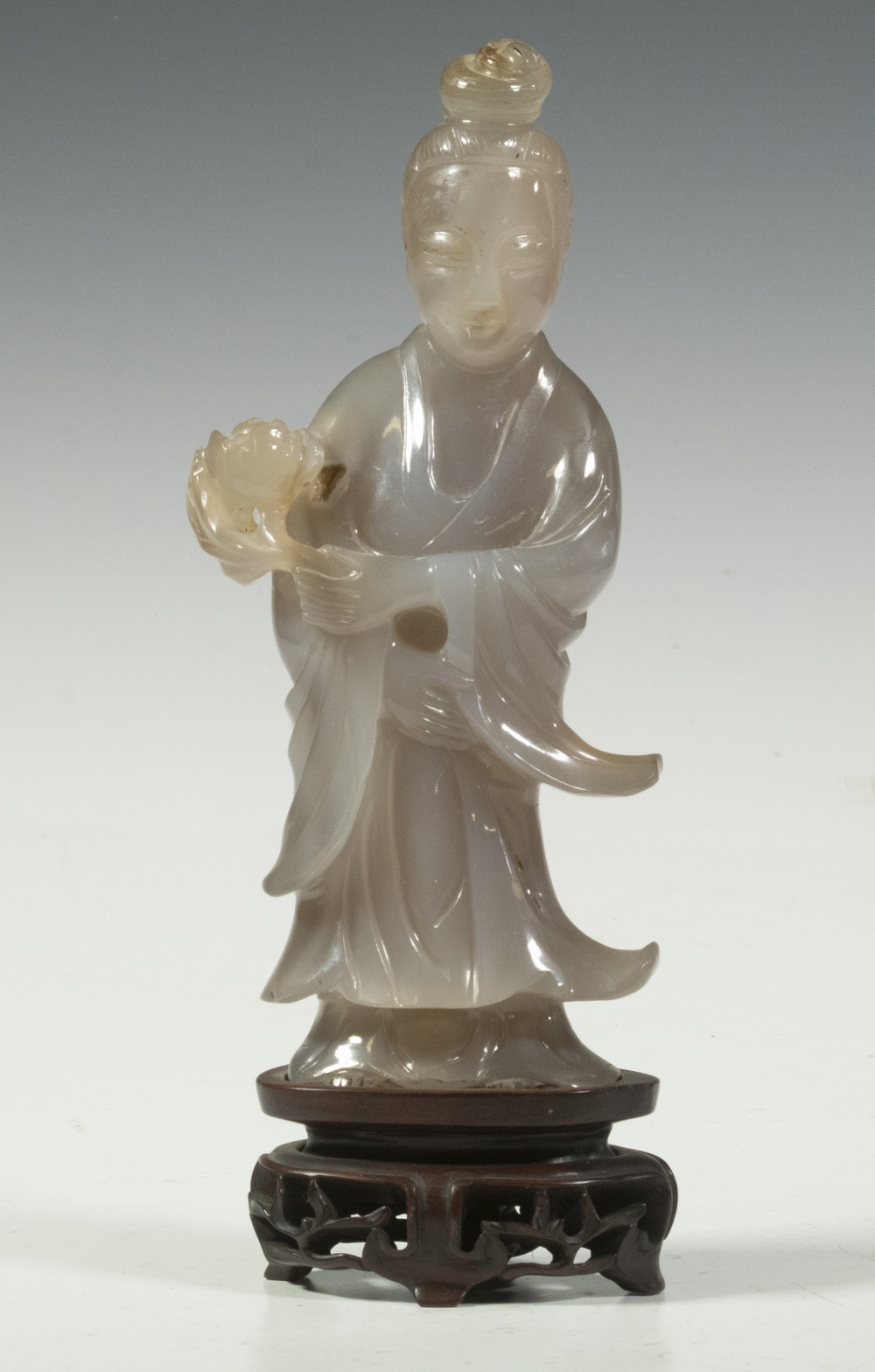 CHINESE CARVED AGATE FIGURE Carved 302ae7