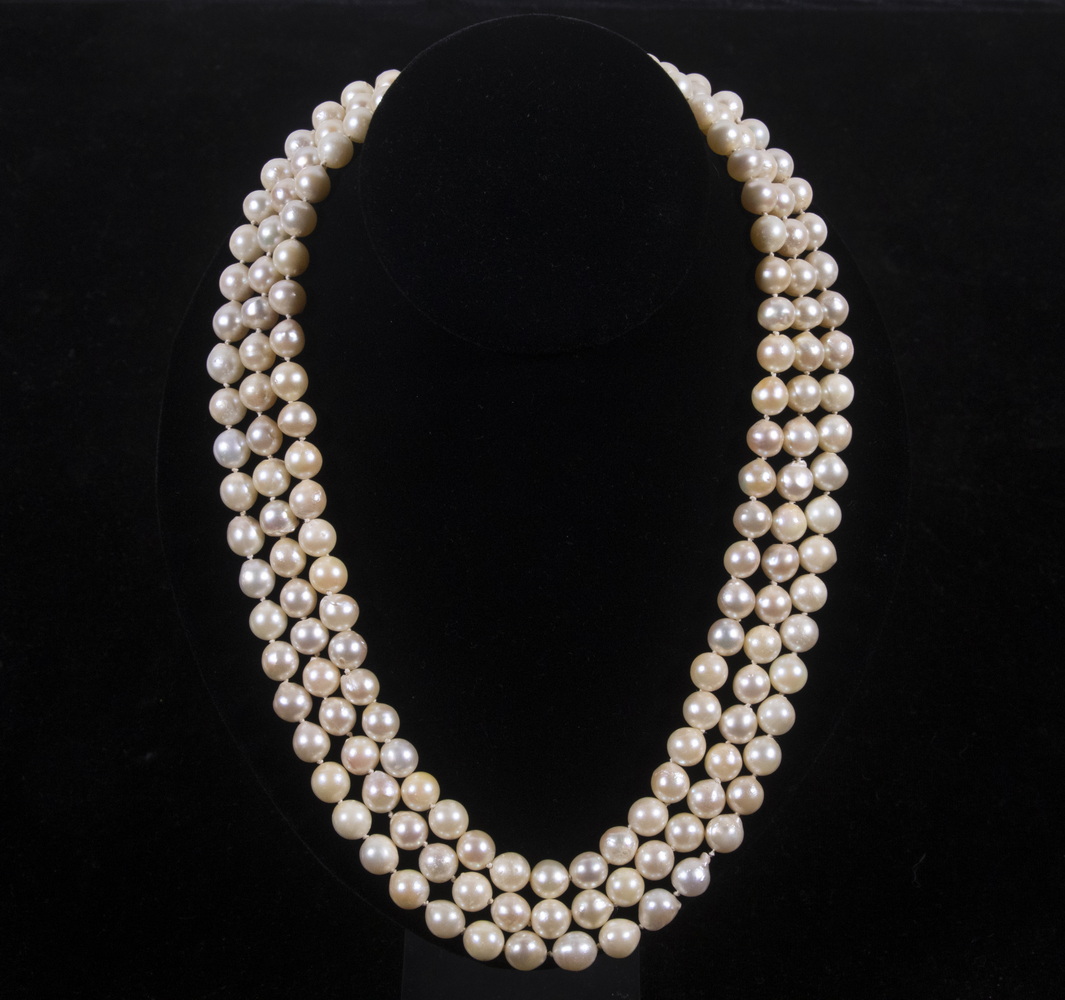 PEARL NECKLACE BY MGM JEWELERS