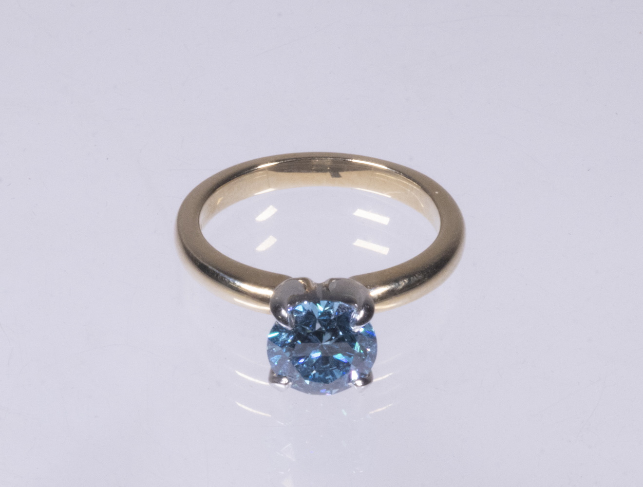 LADIES BLUE DIAMOND RING 14K Two 302c4e
