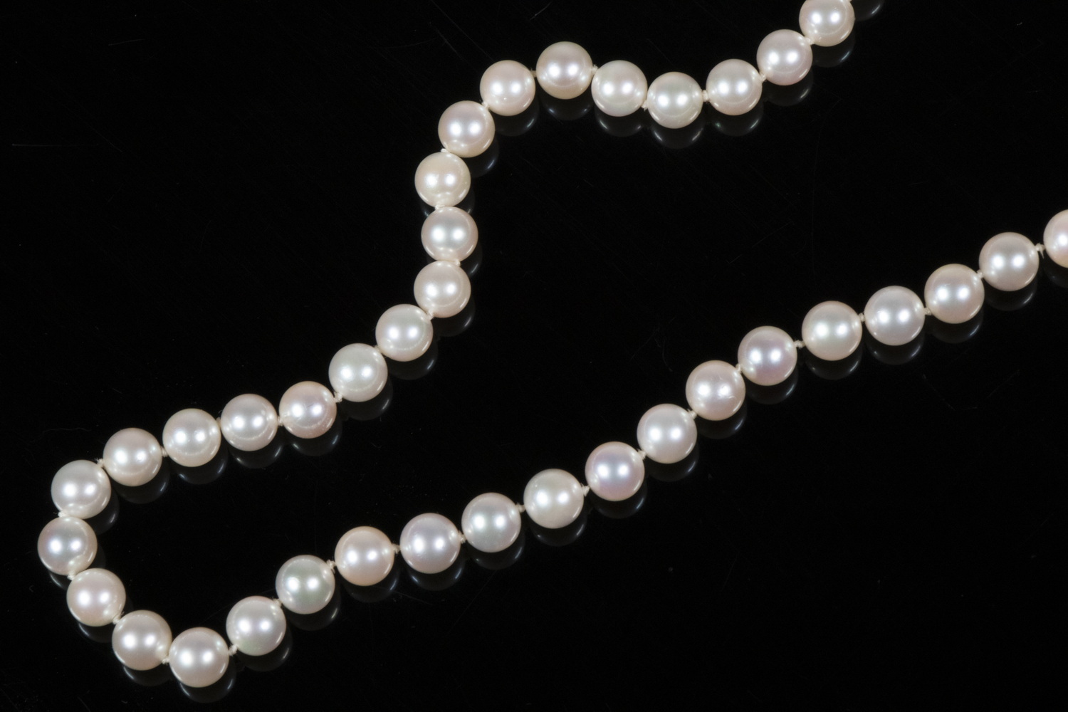 PEARL NECKLACE Single Strand of 302da7