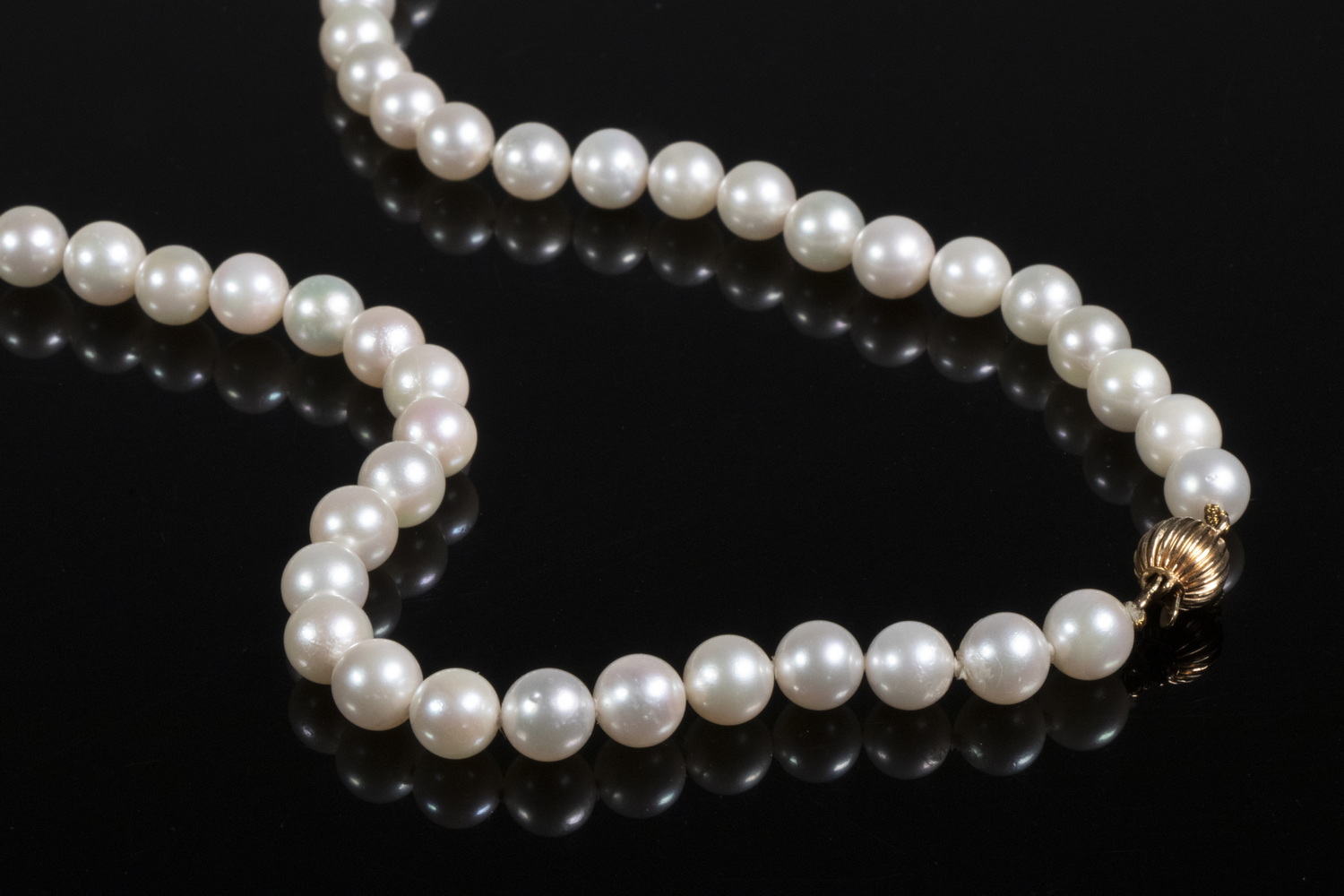 PEARL NECKLACE Single Strand of 302dd9