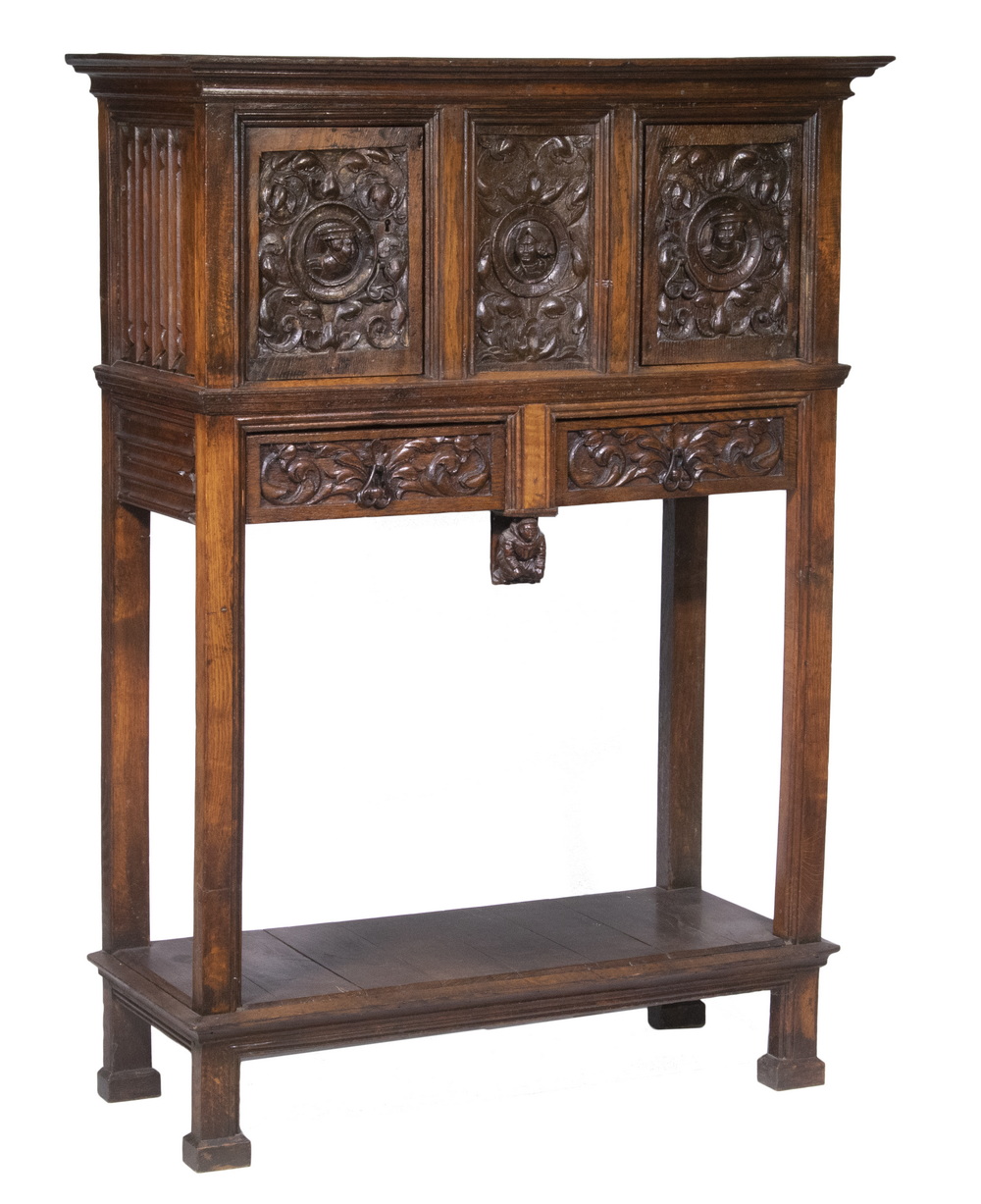 ENGLISH COURT CUPBOARD Jacobean 302eb5