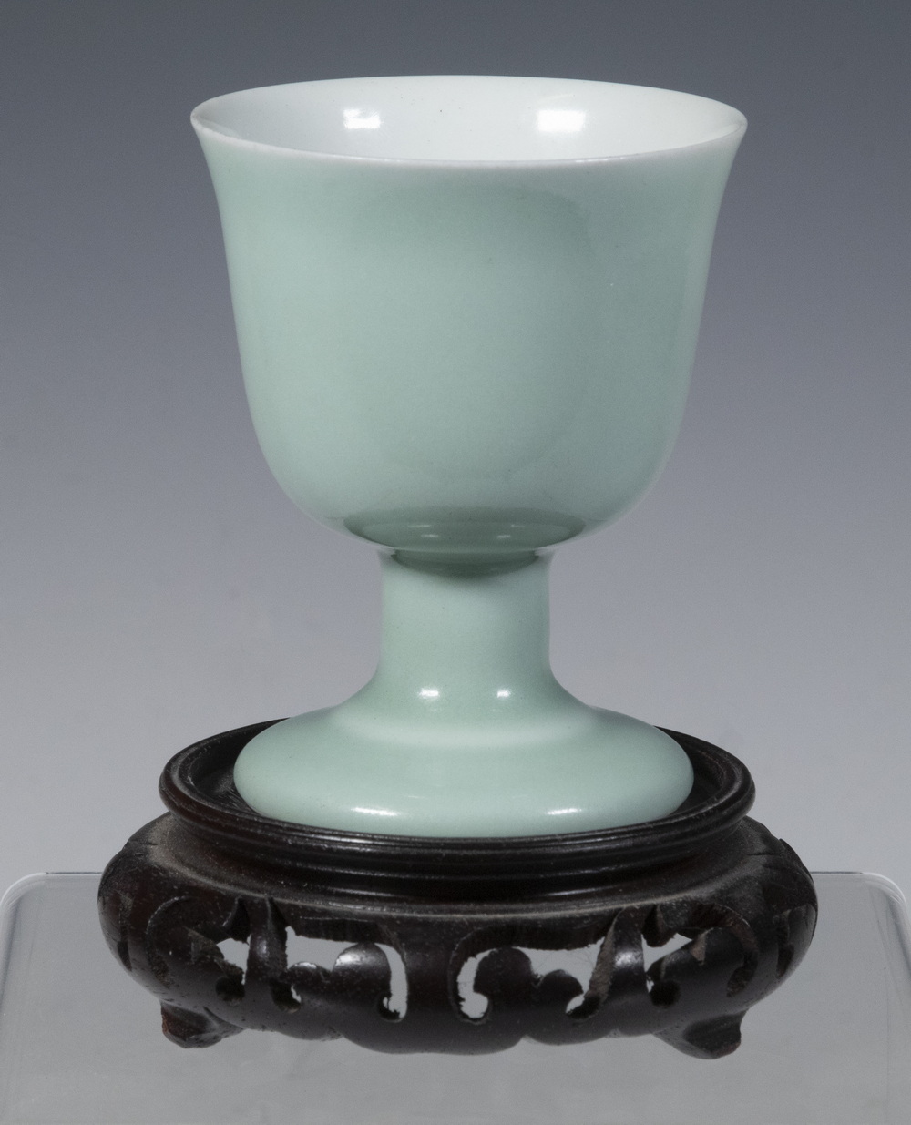 18TH C CHINESE STEM CUP Qing Period 302f37