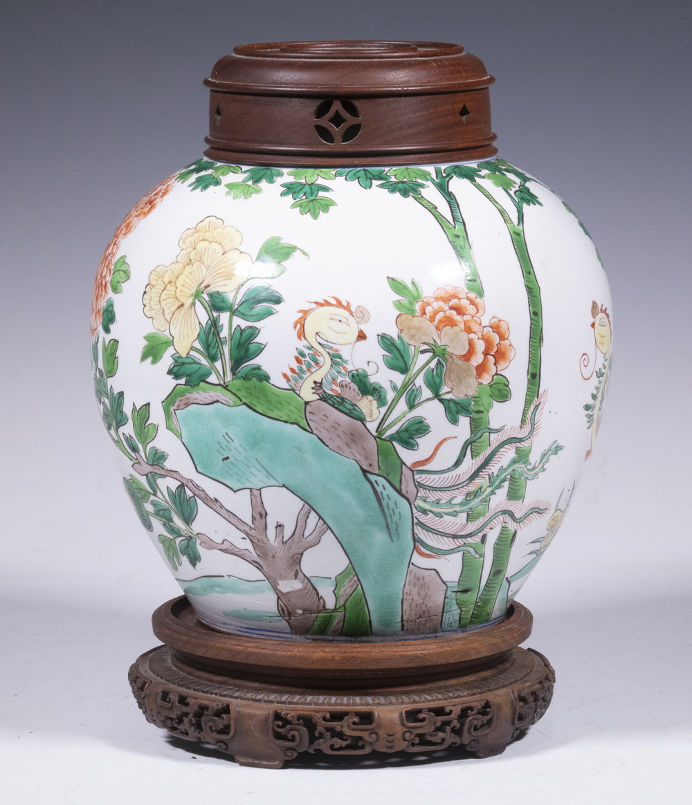 CHINESE FAMILLE VERTE PORCELAIN 302f32